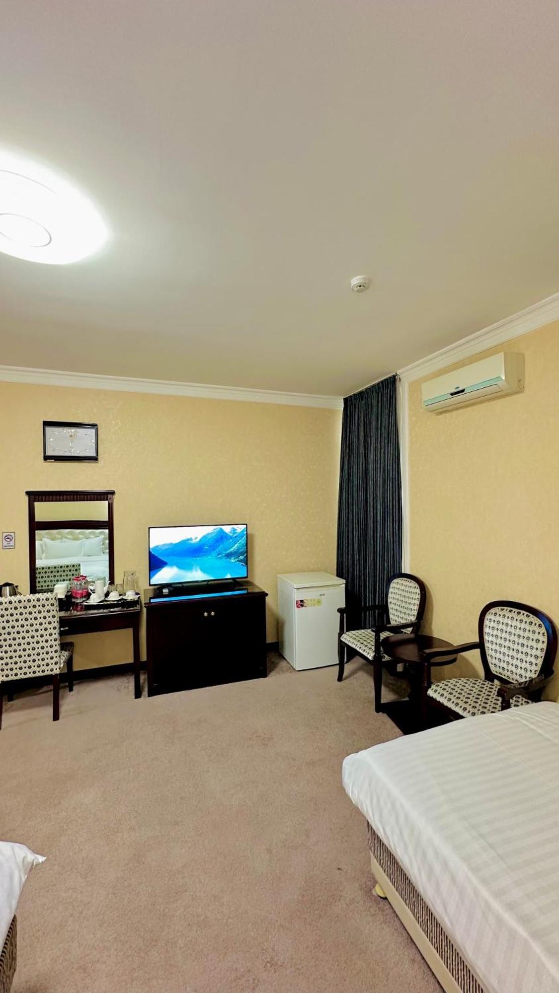 Hayot Hotel Tashkent Exterior foto
